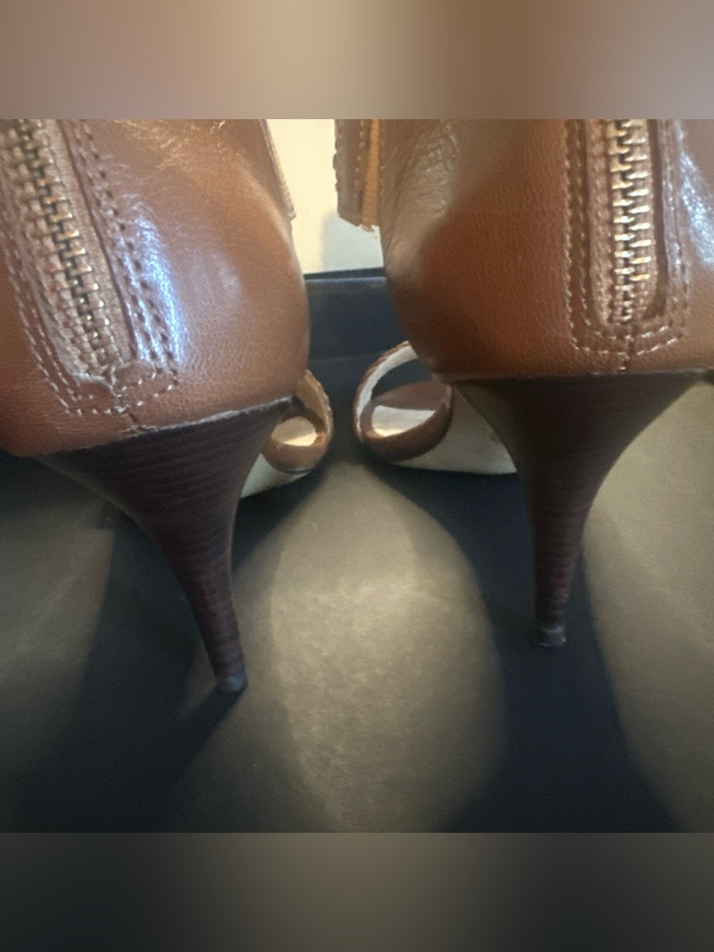 Michael Kors Juniper Dark Walnut Sandals size 9 NIB - Picture 6 of 16
